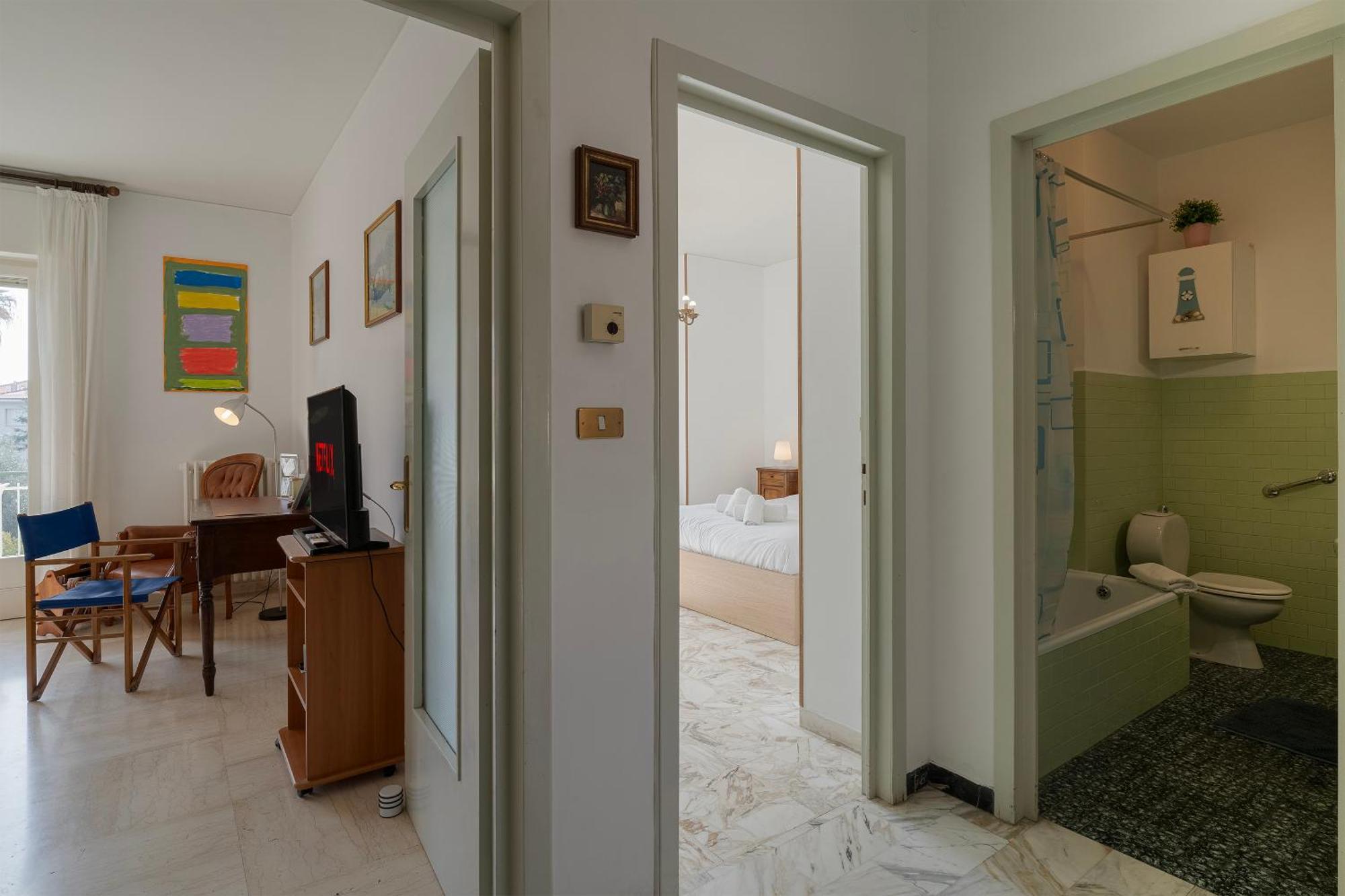 Casa Silvia - Central - Terrace - Wifi Bordighera Eksteriør billede