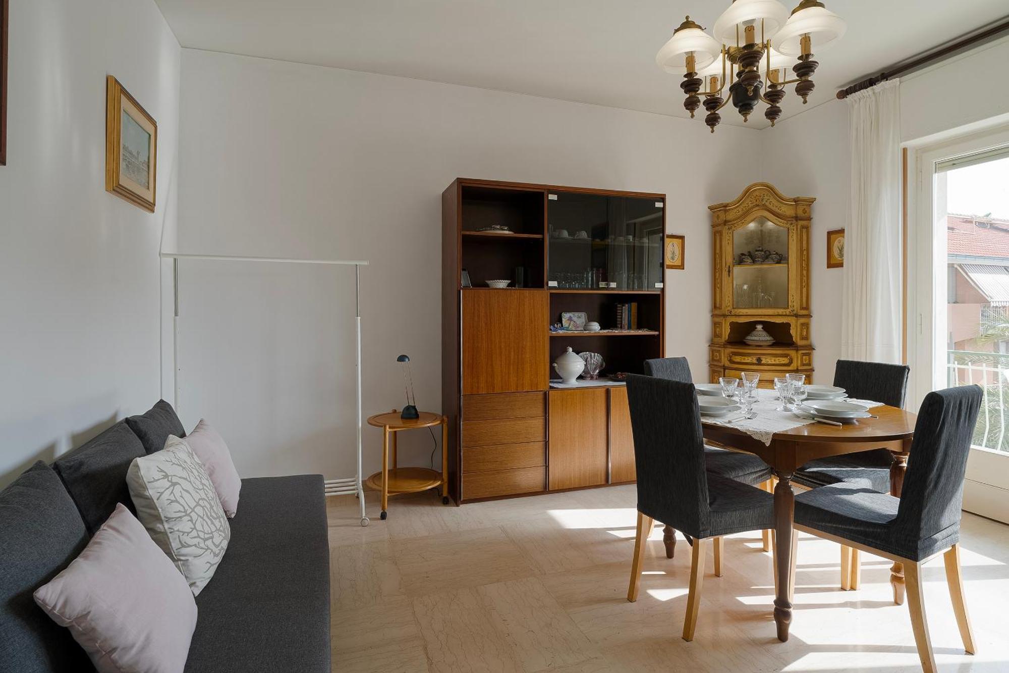 Casa Silvia - Central - Terrace - Wifi Bordighera Eksteriør billede